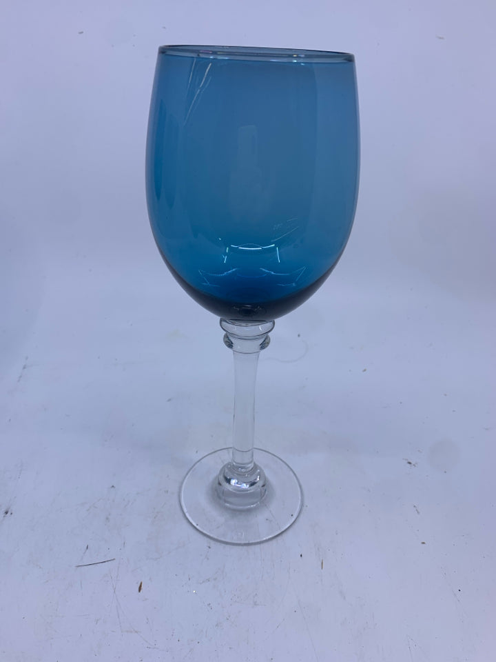 4 BLUE CLEAR STEM WINE GLASSES.