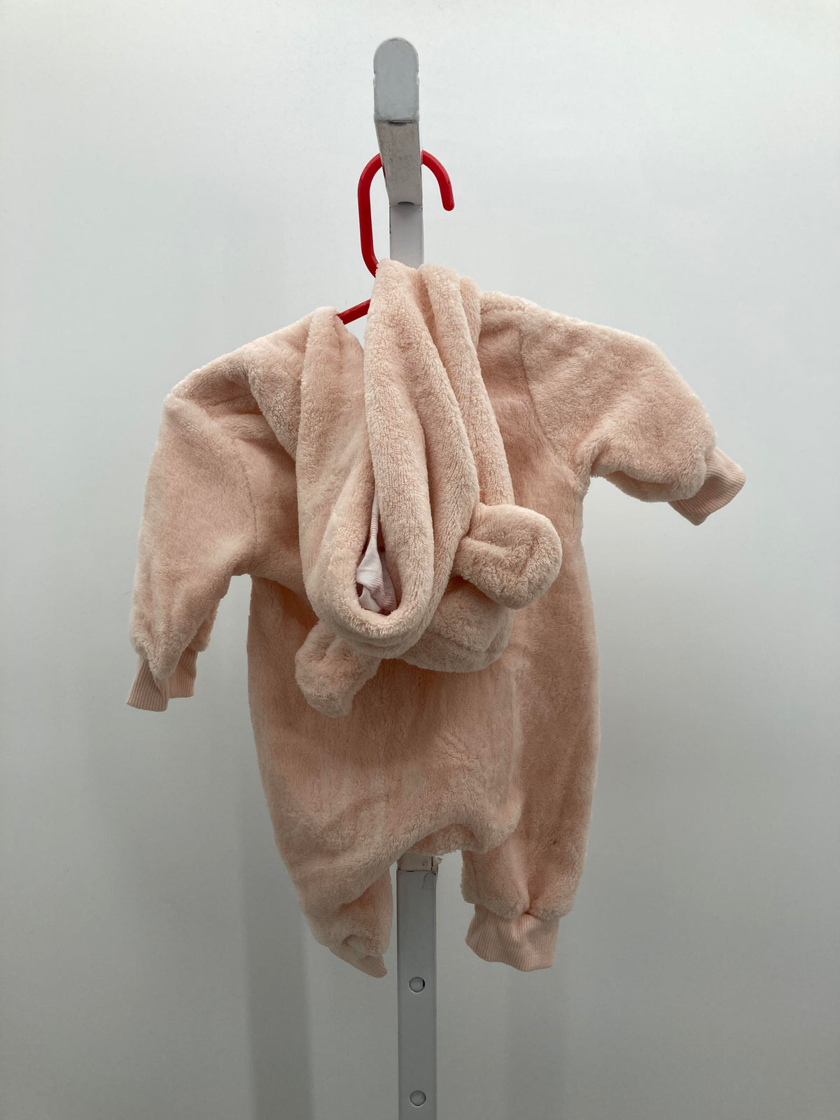 Tahari Size 0-3 months Girls Long Slv. Romper
