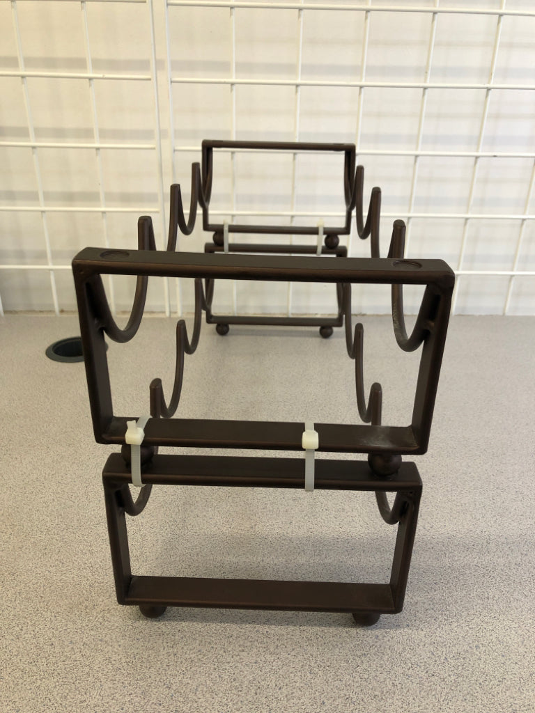 2 TIER BROWN METAL STACKABLE WINE RACK.