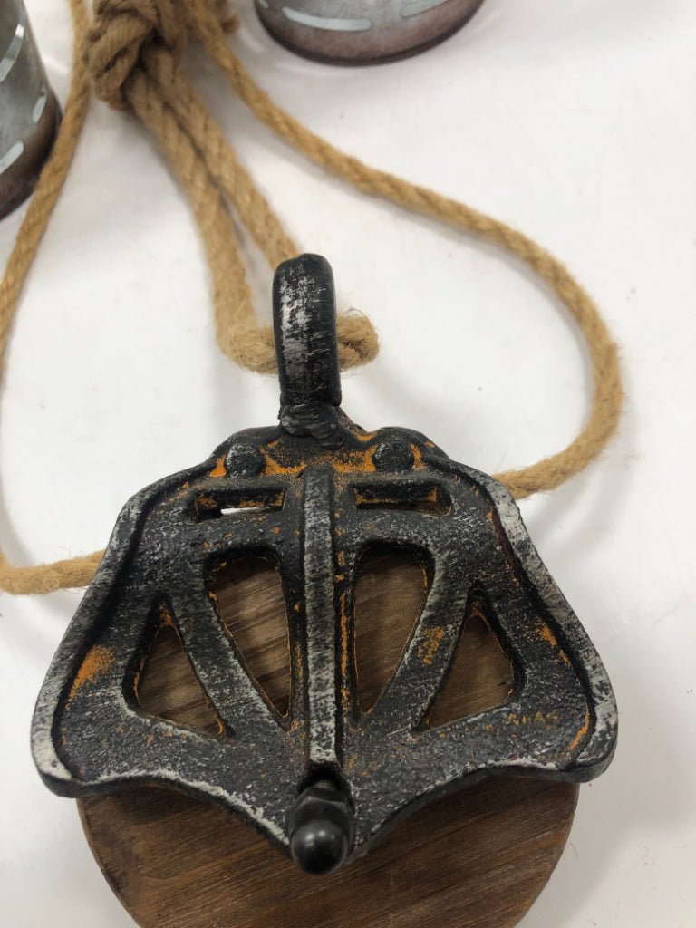 BUCKET & PULLEY GALVANIZED METAL WALL DECOR.