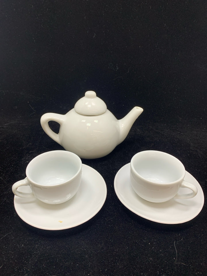 5PC MINI CERAMIC TEA SET W/TEAPOT&LID, 2 CUPS, 2 SAUCERS.