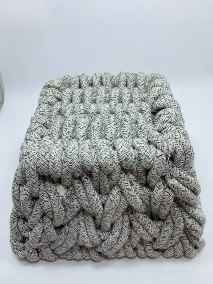 NWT GRAY HERITAGE LIVING WOVEN BASKET.