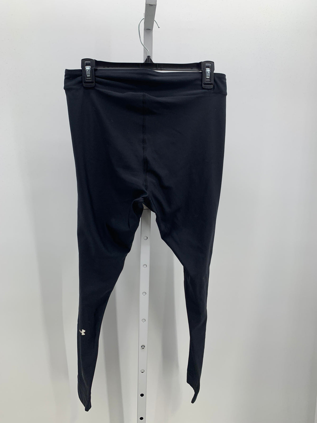 Under Armour Size Extra Large Misses Leggings