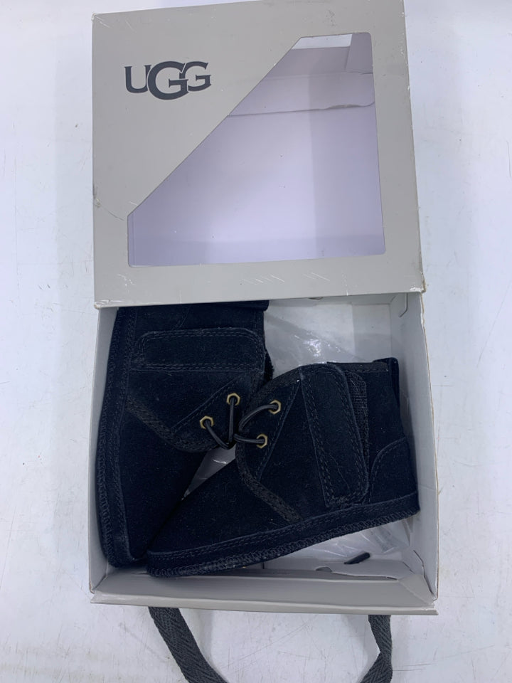 UGG Size 4-5 Soft Shoes