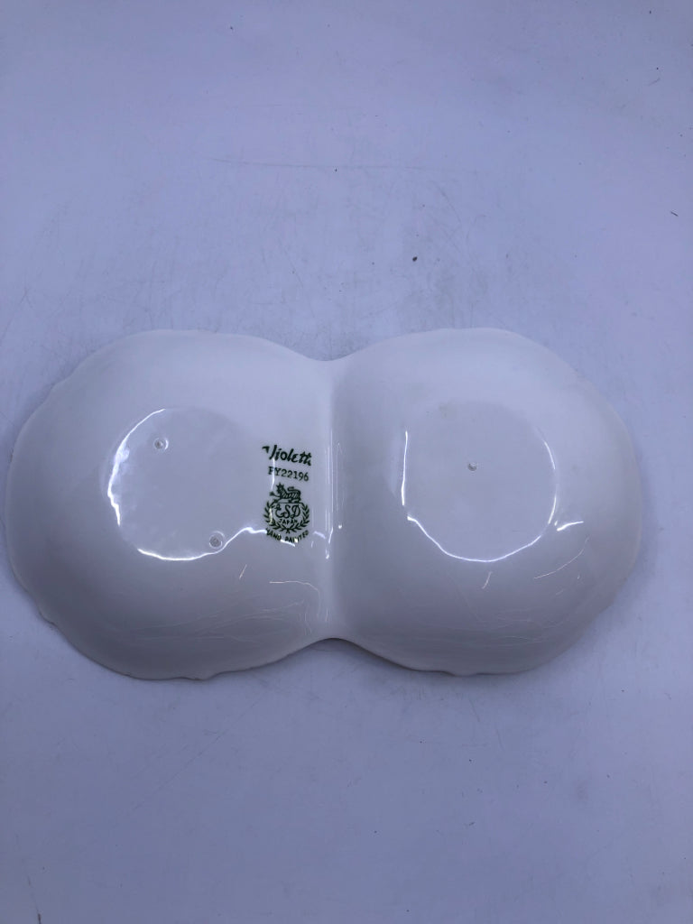 WHITE PURPLE FLOWER CERAMIC DIVIDED DISH WITH HANDLE.