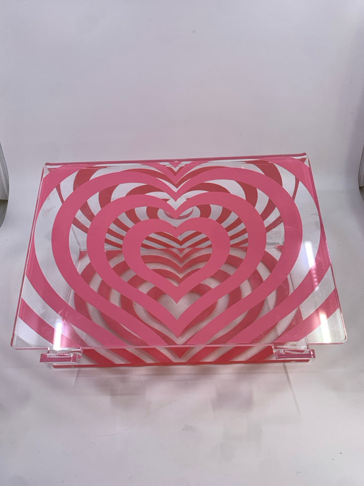 THICK PLASTIC W/PINK HEARTS LAPTOP RISER.