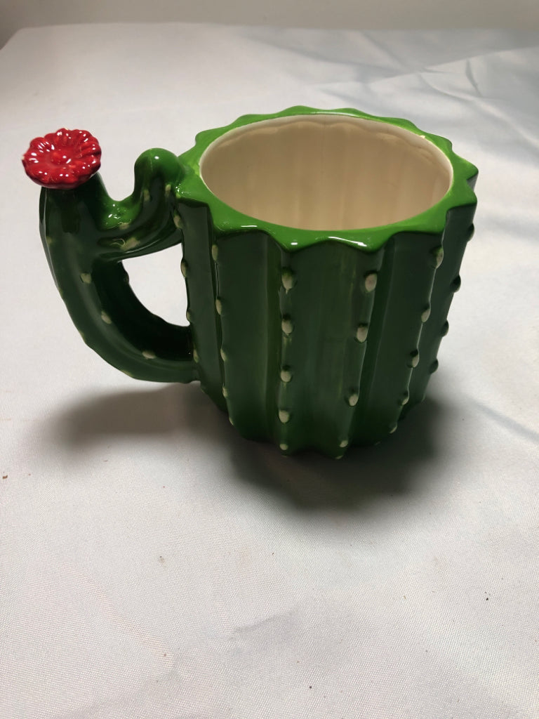 CACTUS SHAPED COFFEE MUG.