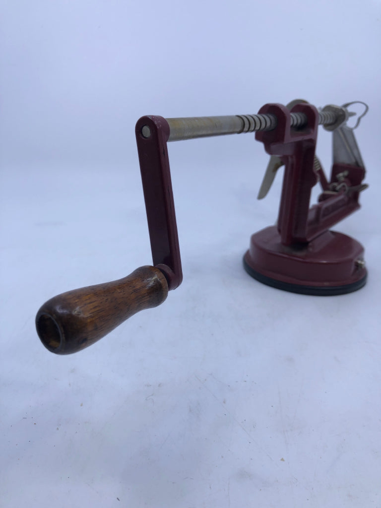 RED APPLE PEELER CORER .
