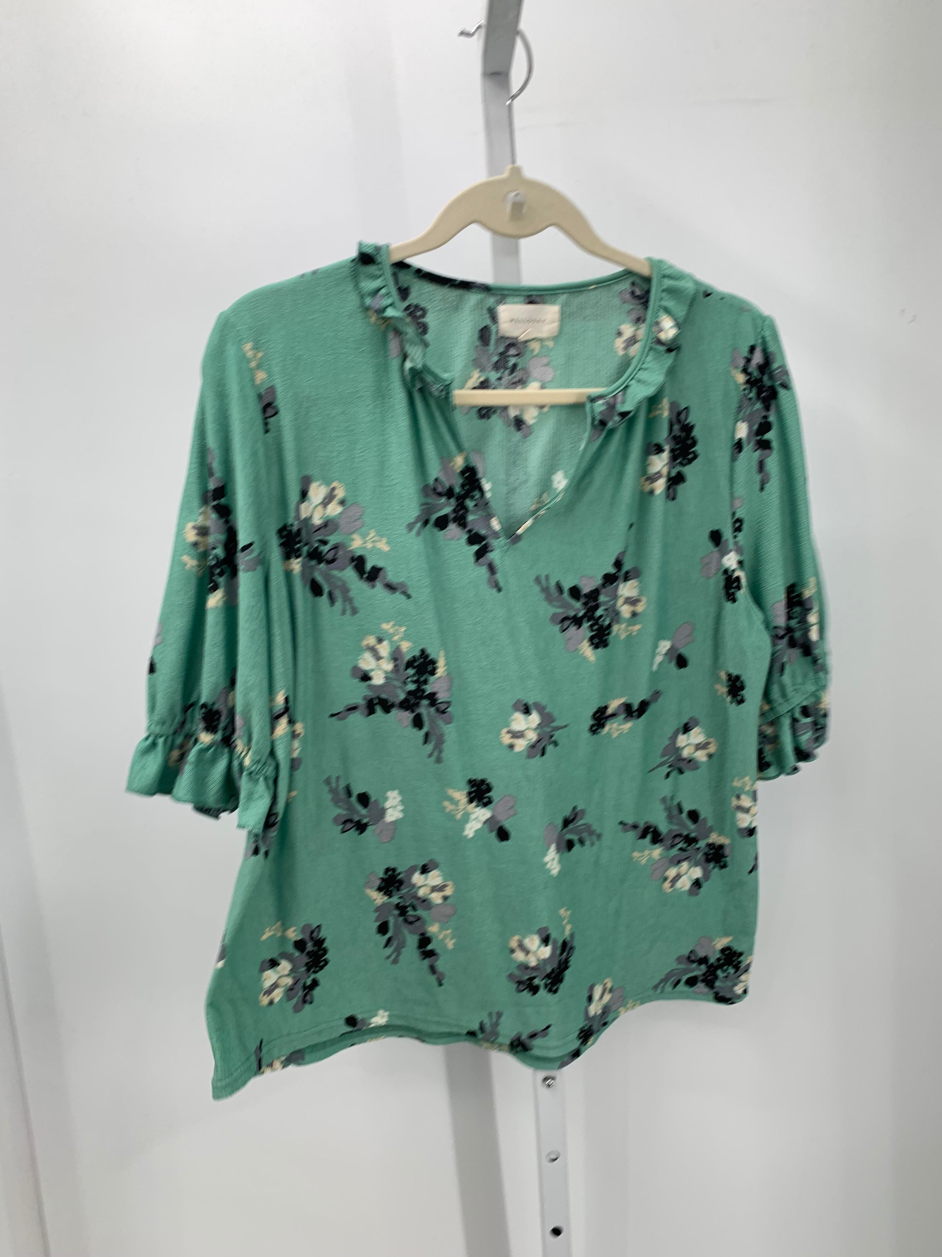 Mello Day Size Large Misses Short Sleeve Shirt