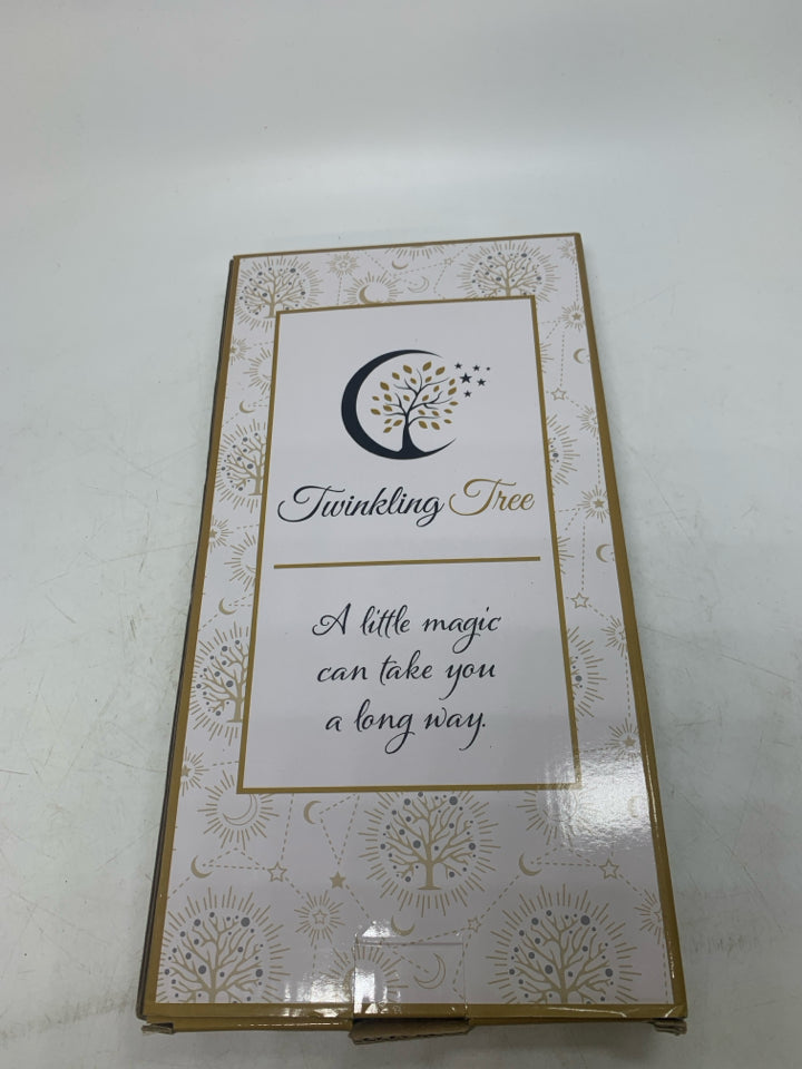 NIB TWINKLE TREE.