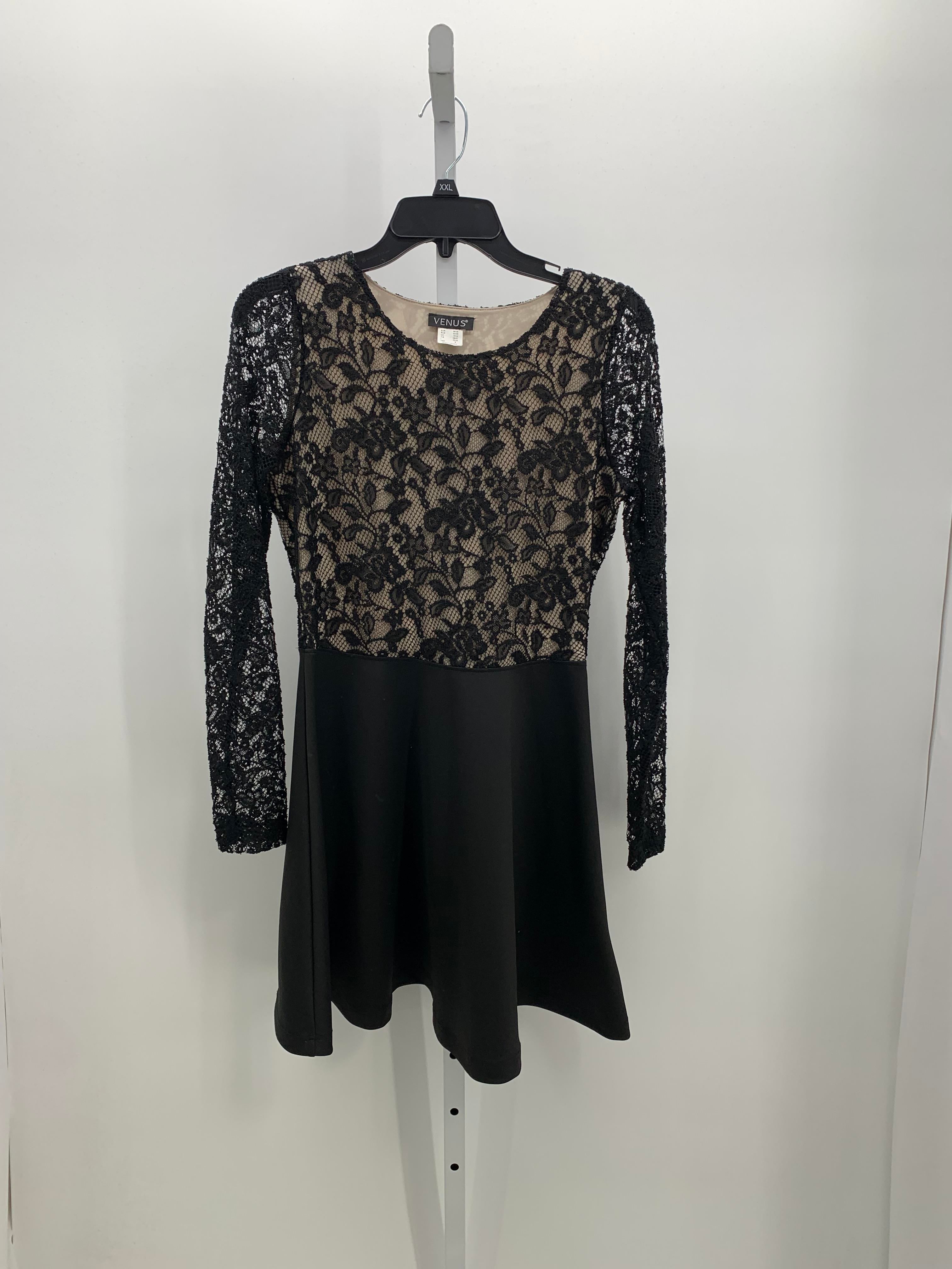 Venus Size Small Juniors Long Sleeve Dress