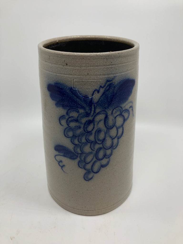 SALMON FALLS 1997 STONEWARE WINE COOLER W/BLUE GRAPES.