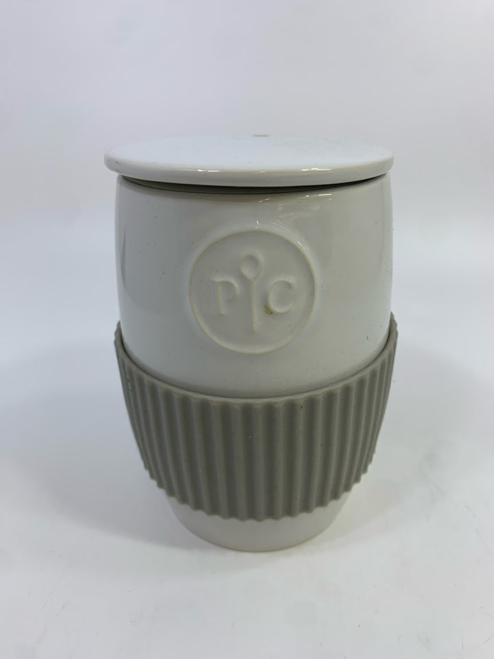 PAMPERED CHEF CERAMIC EGG COOKER.