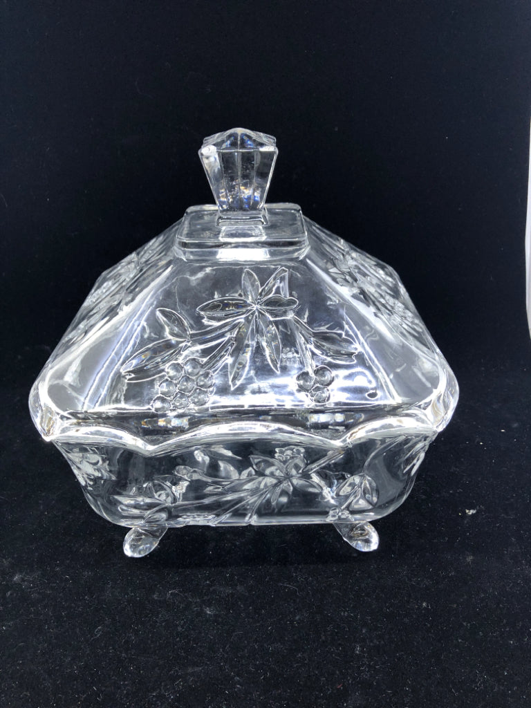 FOOTED COVERED GLASS CANDY DISH.