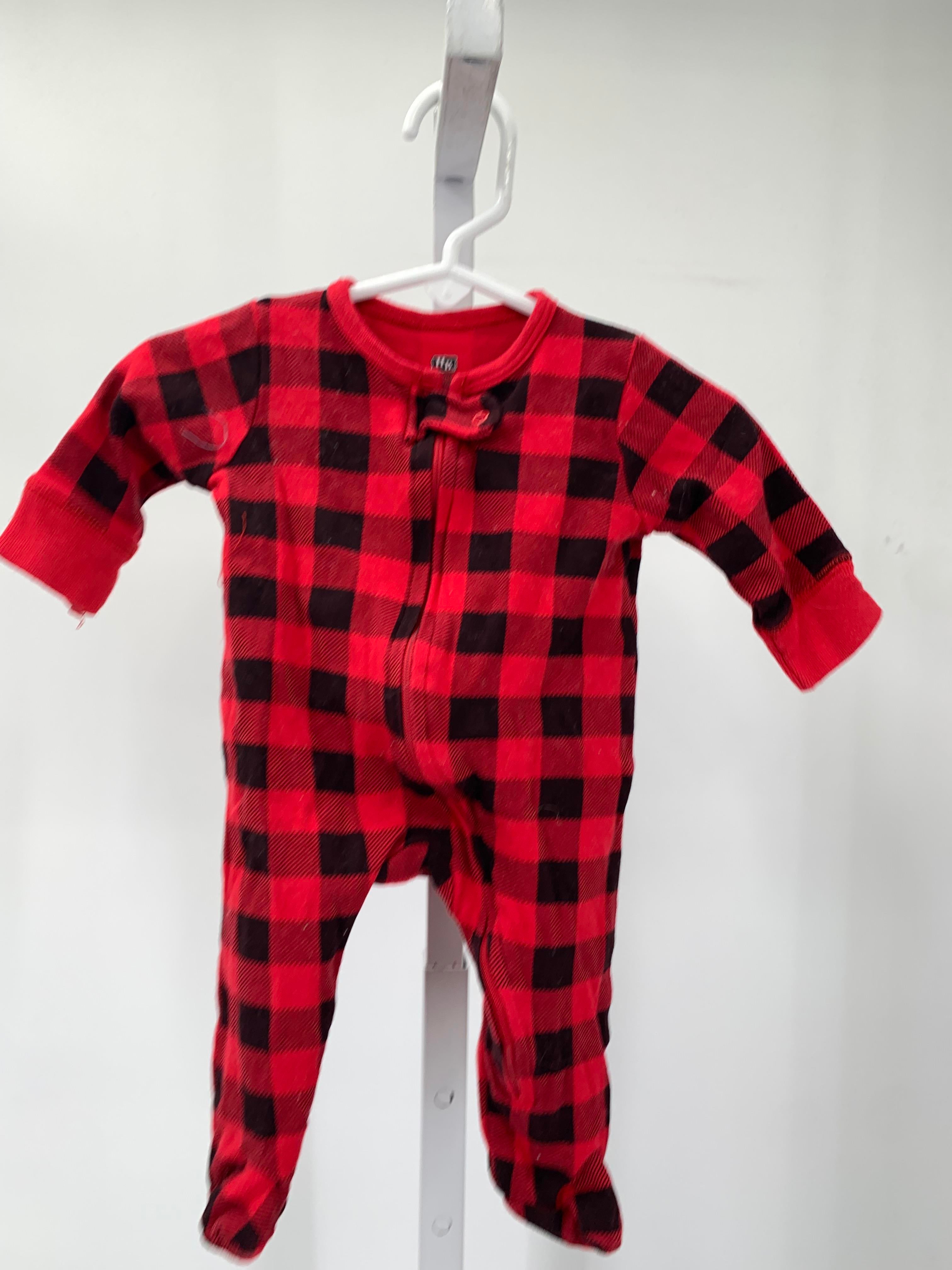 BLACK PLAID ZIP KNIT