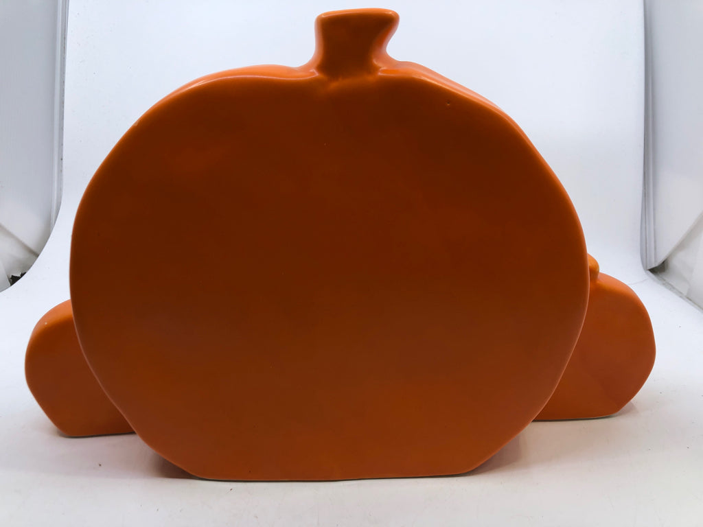 HAPPY HALLOWEEN CERAMIC PUMPKIN SHELF DECOR.
