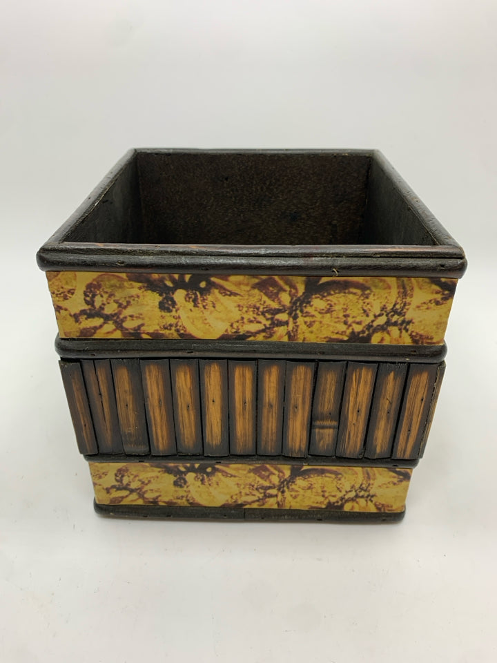 RECTANGULAR BAMBOO PLANTER.