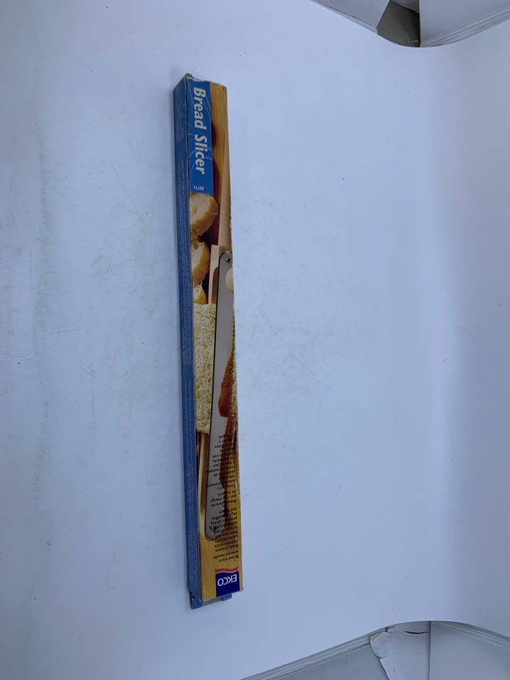 NIB EKCO BREAD SLICER.