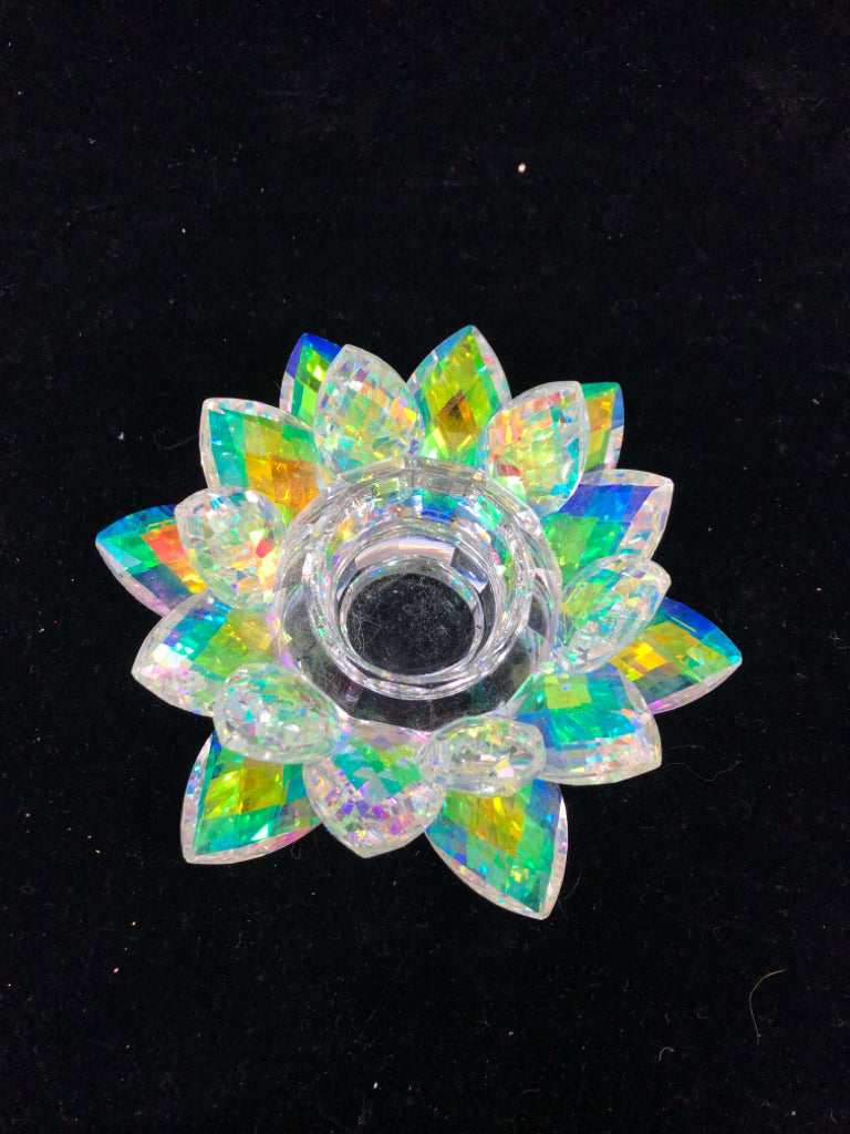 IRIDESCENT FLOWER GLASS CANDLE HOLDER.