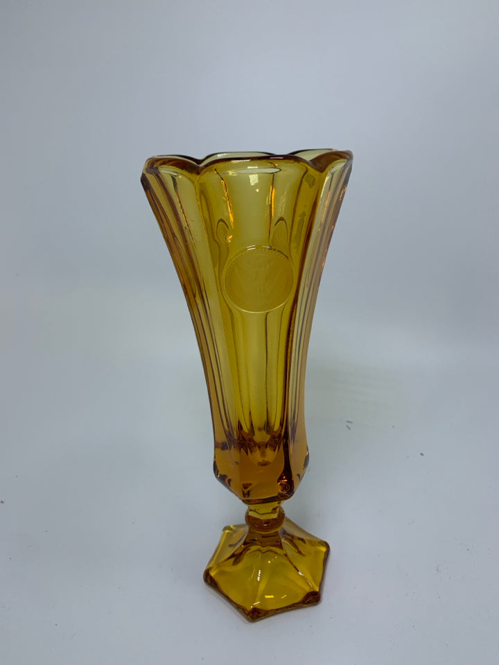 VTG FOSTORIA COIN GLASS FOOTED VASE.