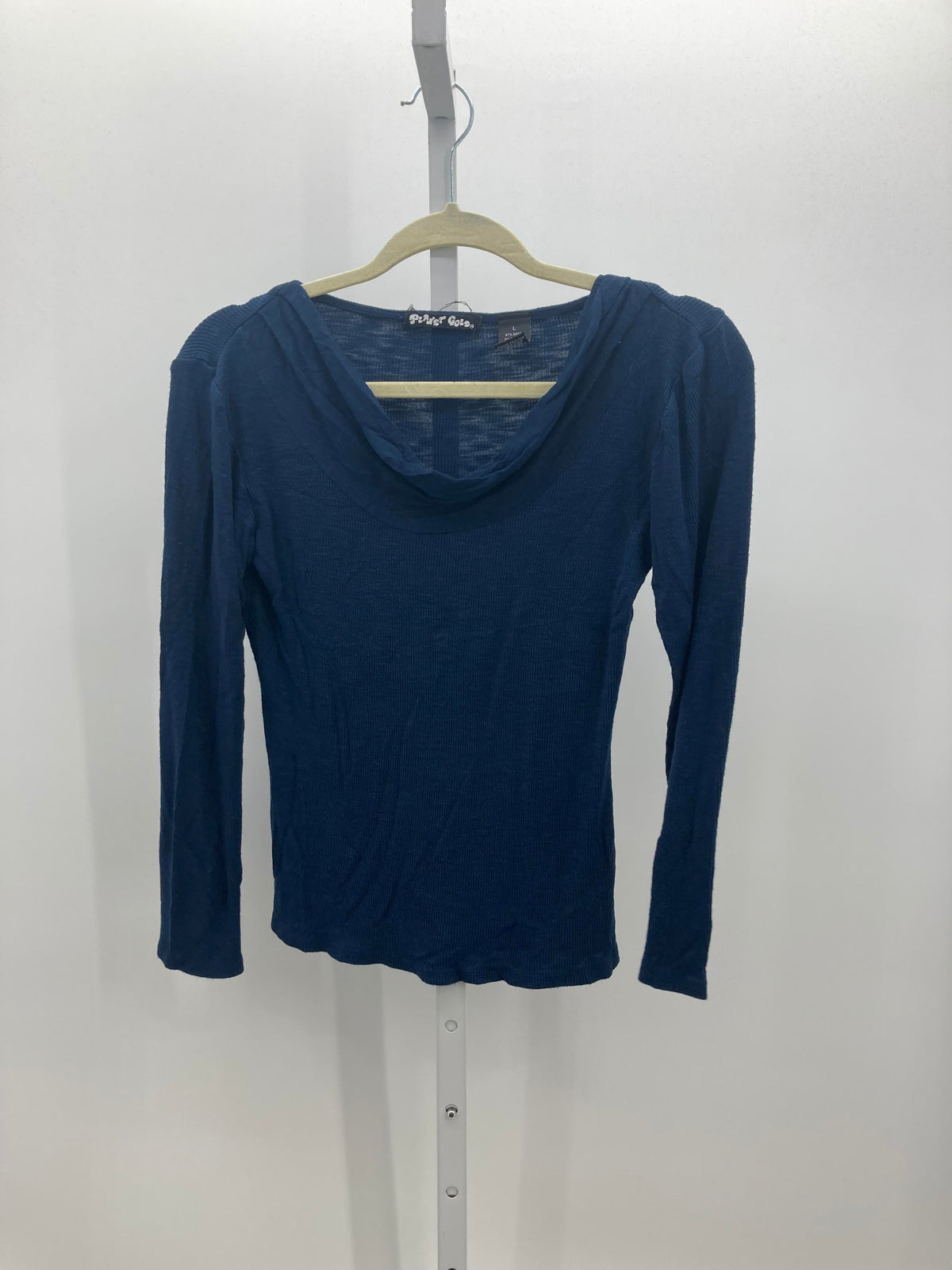 Planet Gold Size Large Juniors Long Sleeve Shirt