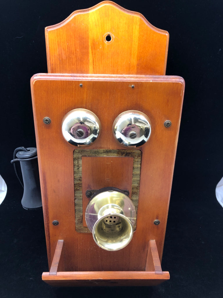 VTG DECOR WOOD PHONE WALL HANGING W/EAGLE DESIGN.