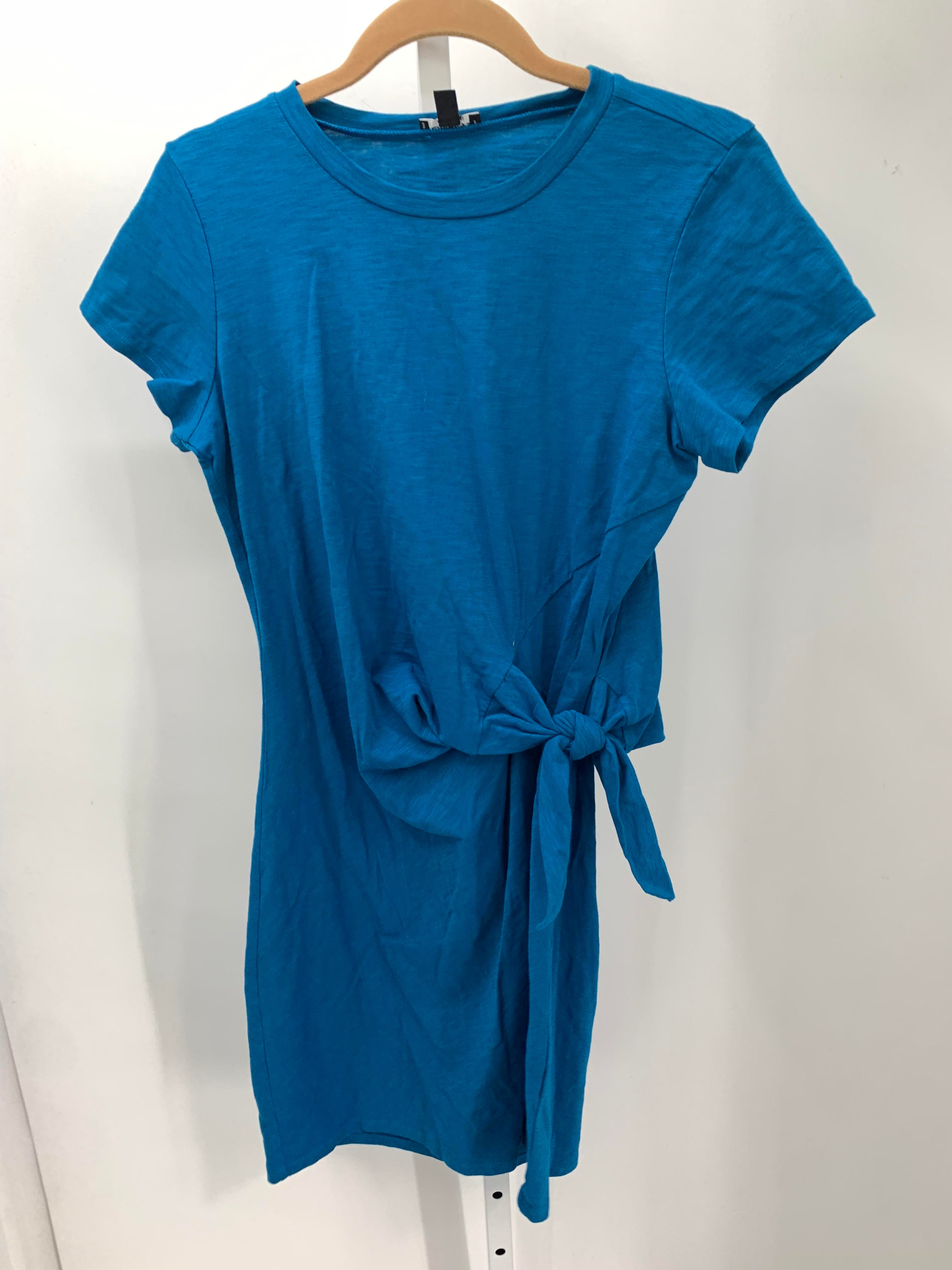 Express Size Medium Misses Short Sleeve Dress
