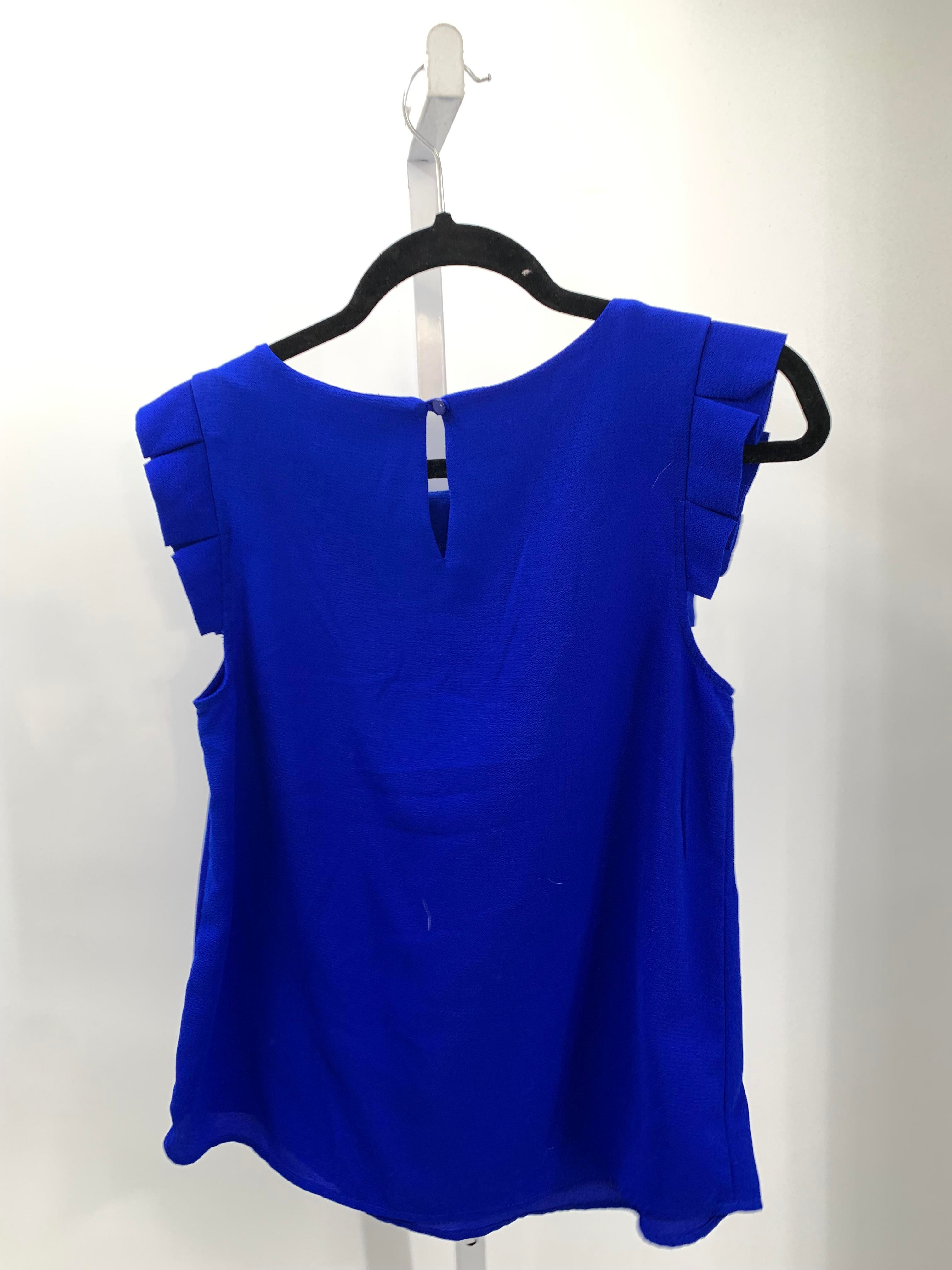 monteau Size Medium Misses Short Sleeve Shirt