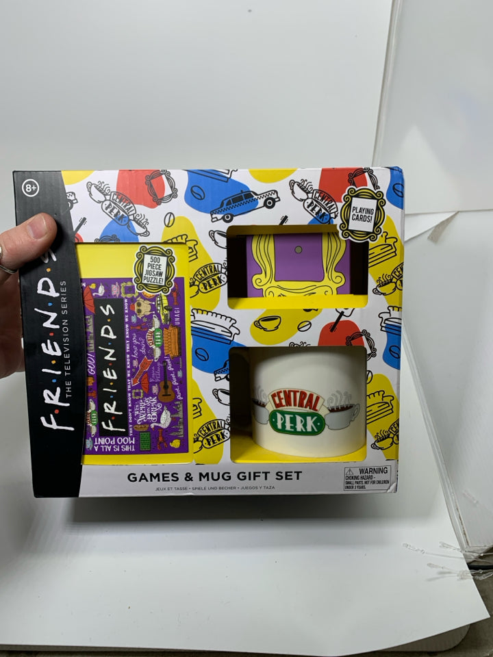 NIB FRIENDS GAMES & MUG GIFT SET.