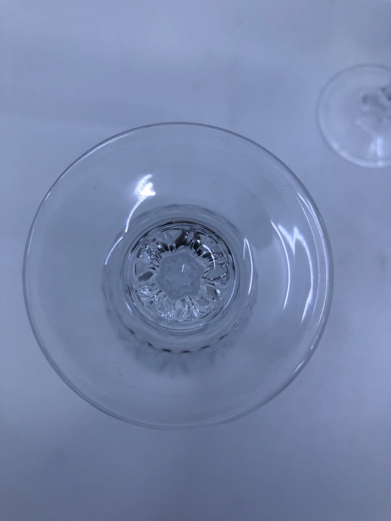 4 CUT GLASS BOTTOM SHORT WINE GLASSES.