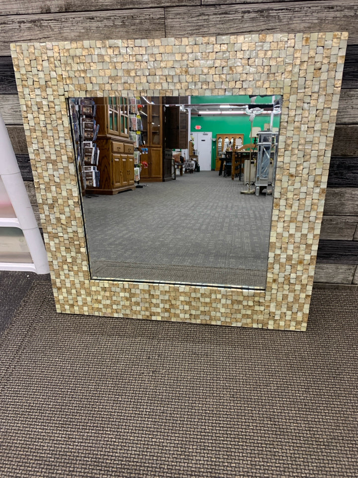 WHITE MOSAIC MIRROR W/GOLD ACCENTS.