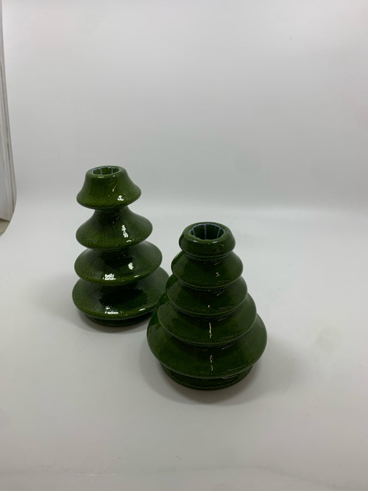2 GLAZED CHRISTMAS TREE CANDLE HOLDERS.