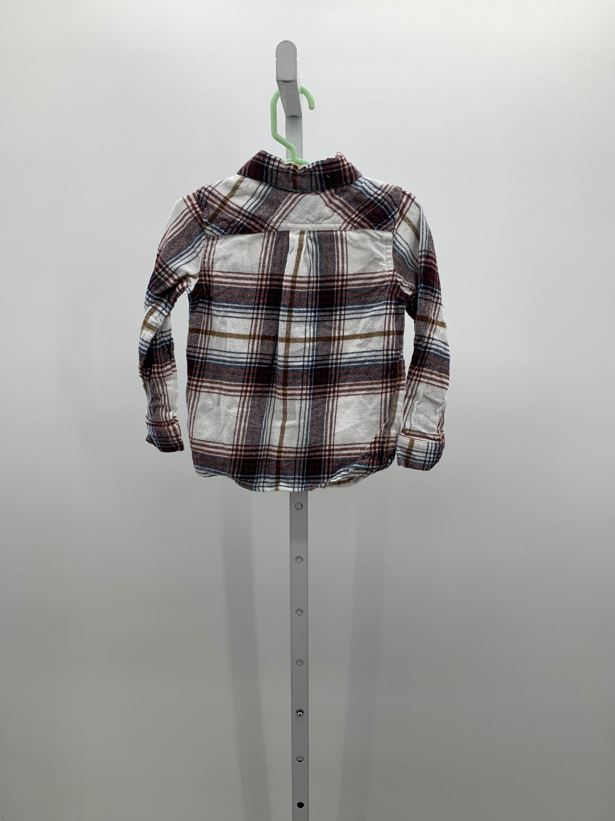 WHITE PLAID BTN DOWN