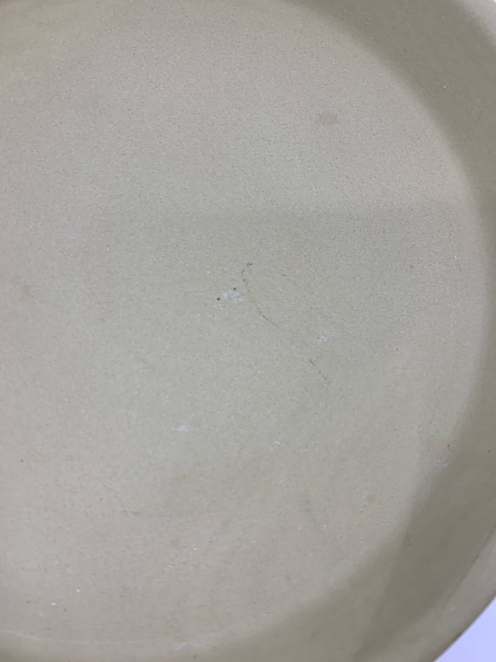 FAMILY HERITAGE STONEWARE BAKER.