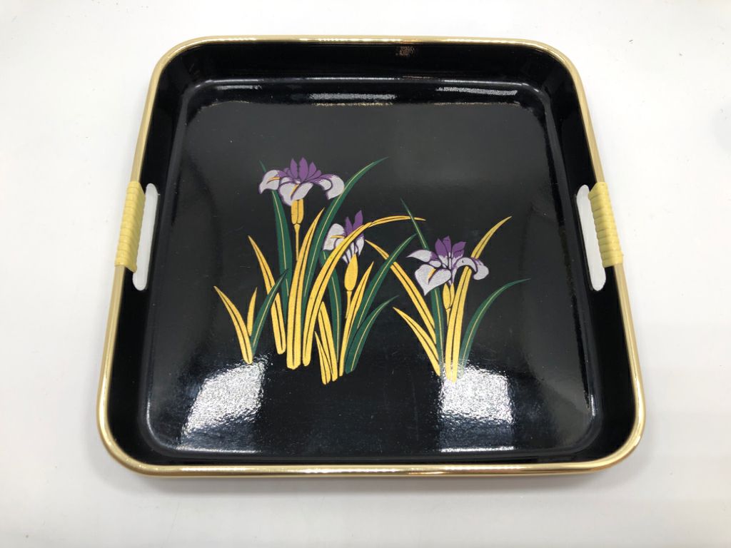 3PC VTG STYLE BLACK NESTING SERVING TRAYS W/PURPLE FLORALS.