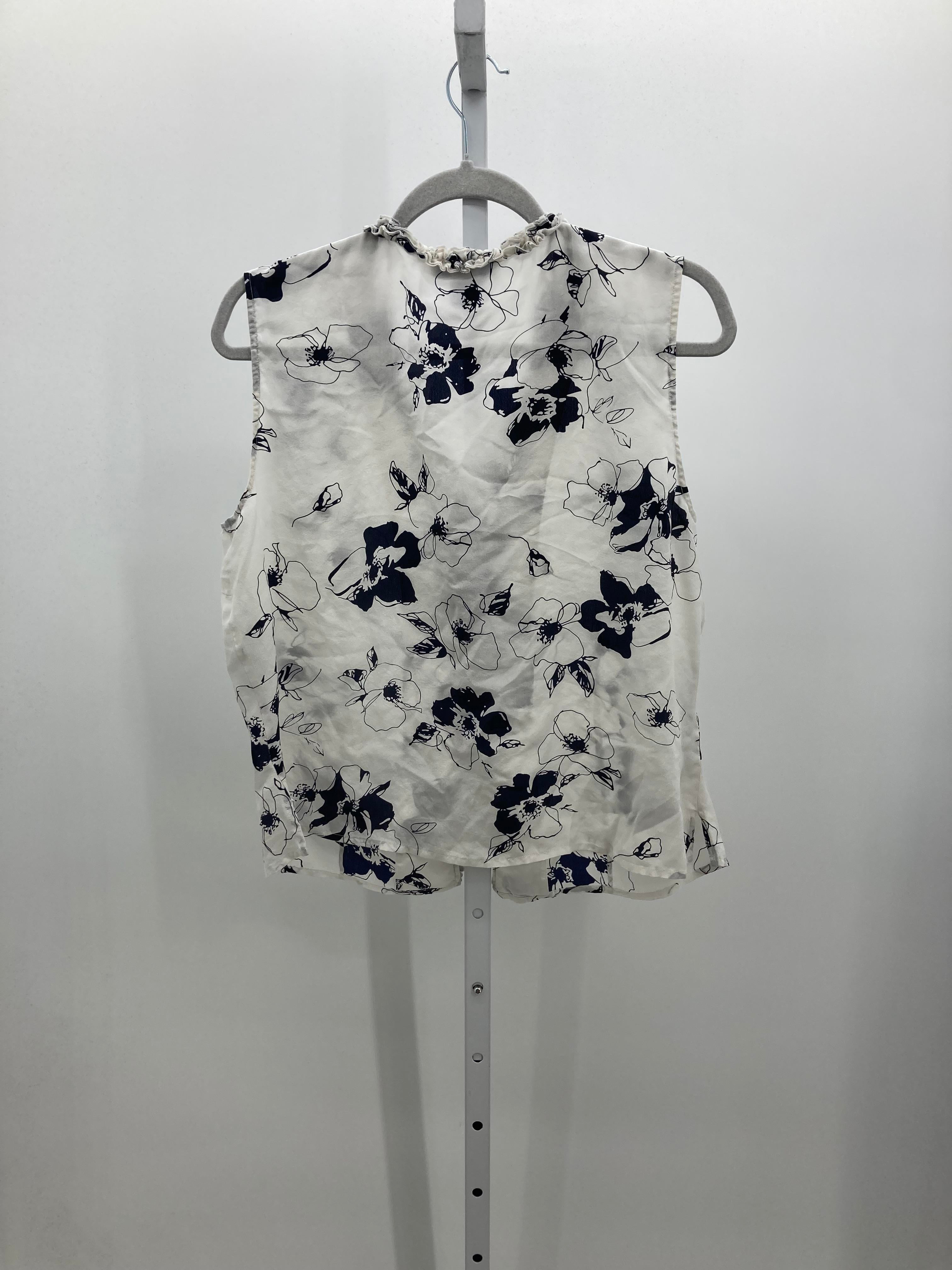 Size Extra Large Misses Sleeveless Shirt