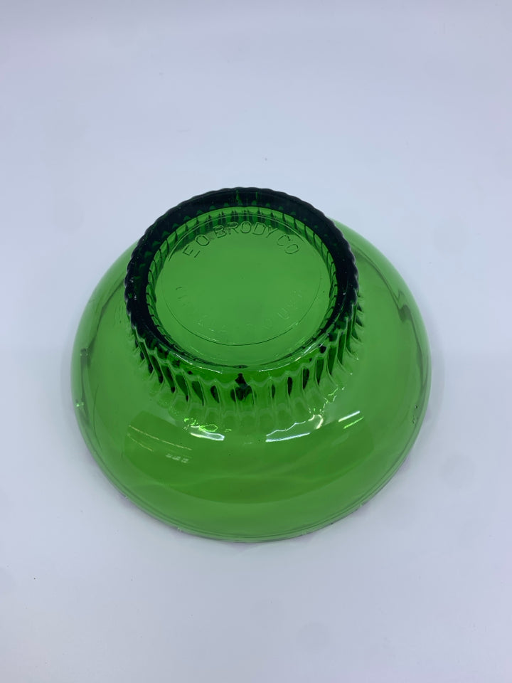 VTG GREEN FOOTED RIBBED BOTTOM PLANTER 3" X 6.