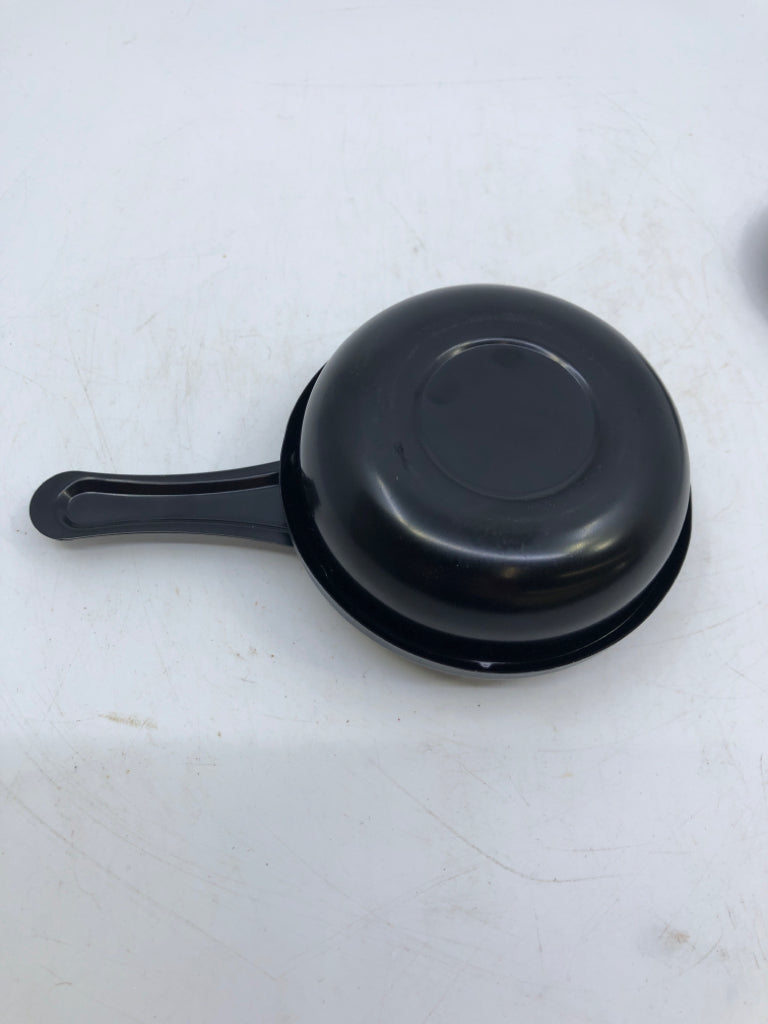 DARK BLUE POTTERY FONDUE SET + FORKS.
