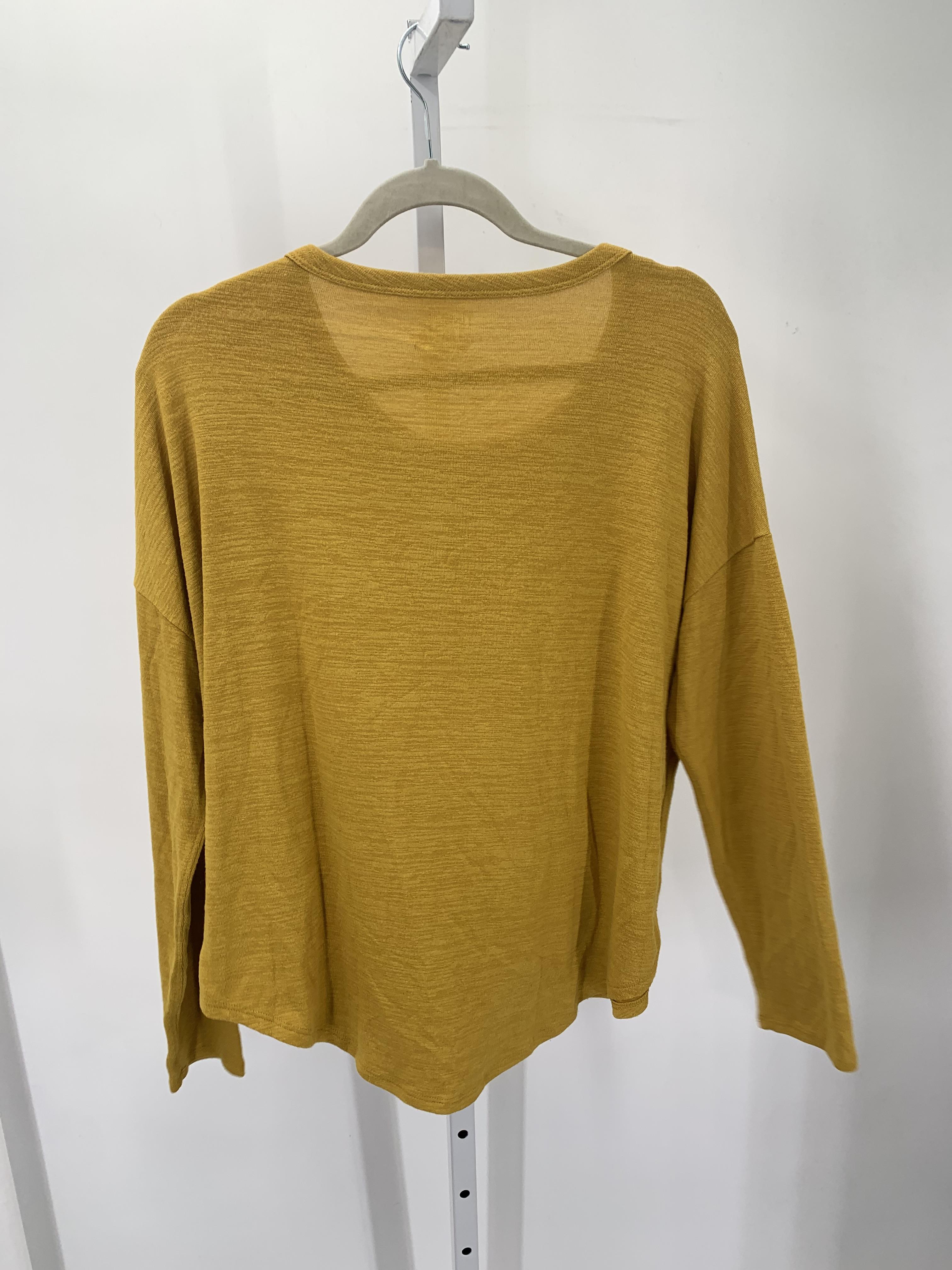 Time and Tru Size Large Misses Long Sleeve Shirt