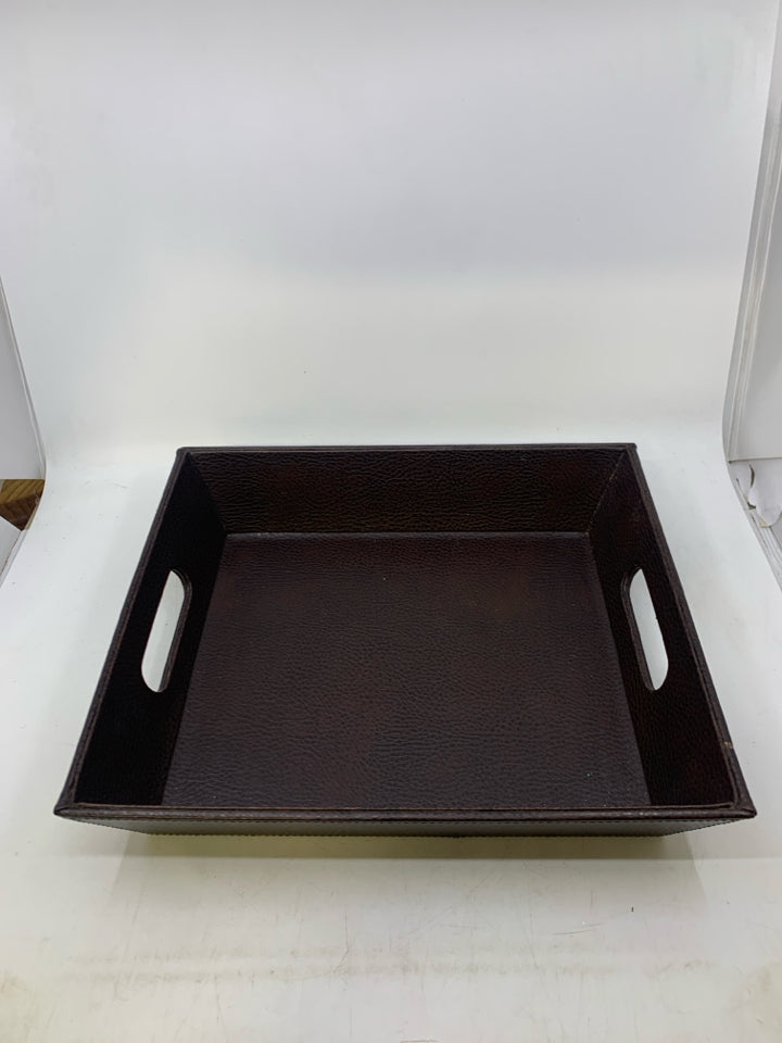 FAUX LEATHER TRAY W/ HANDLES.