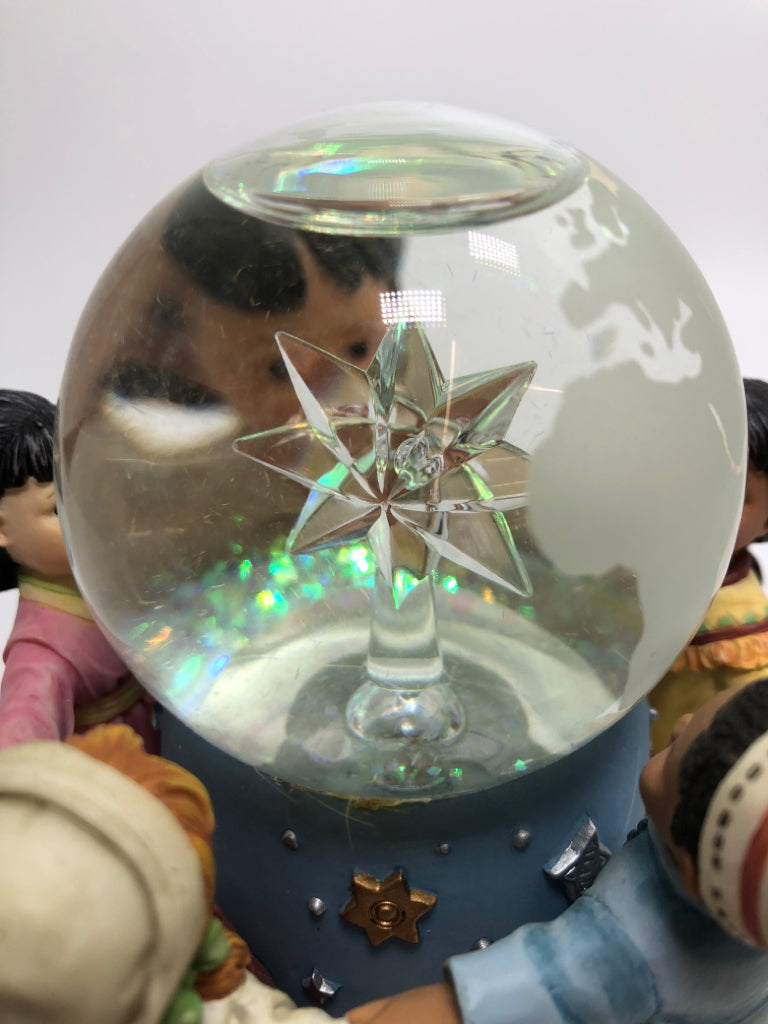 "PEACE IN THE NEW MILLENNIUM" MUSIC BOX/GLOBE.