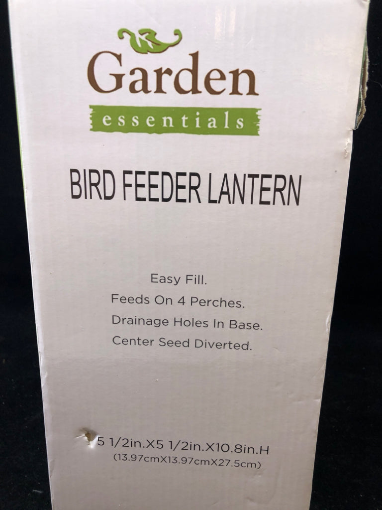 NIB LANTERN STYLE BIRD FEEDER