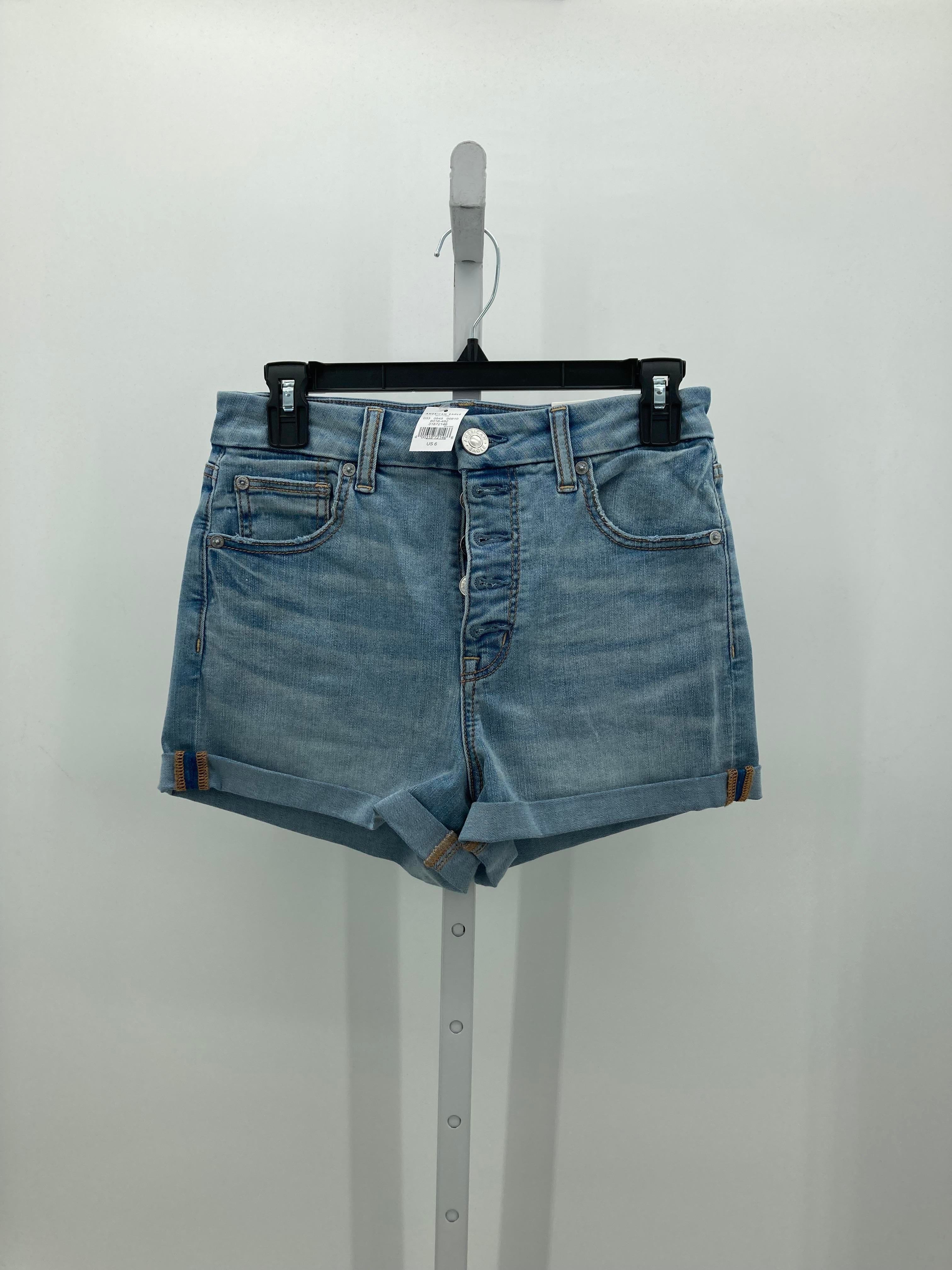 American Eagle Size 6 Juniors Shorts