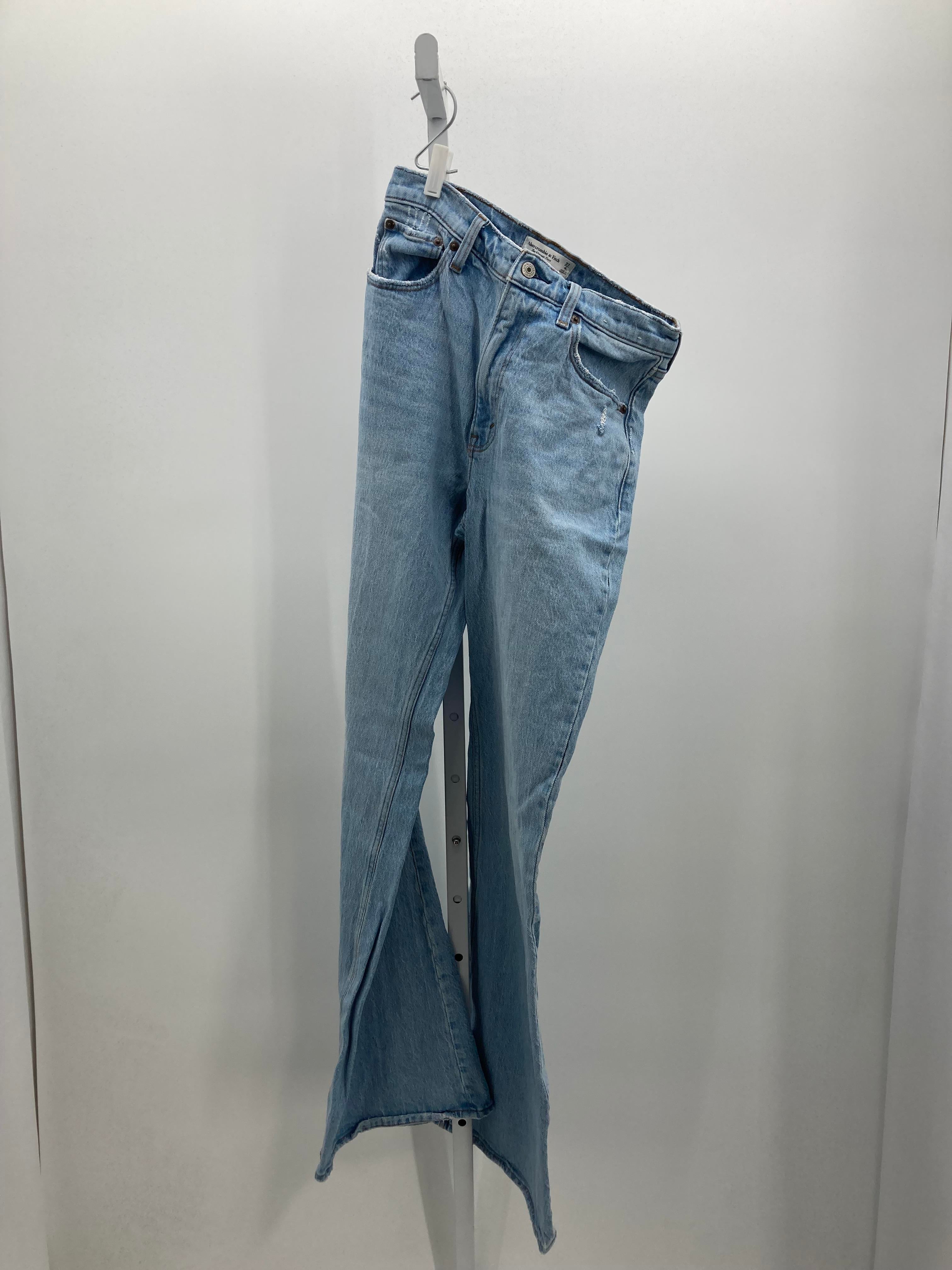 Abercrombie Size 4 Long Juniors Jeans