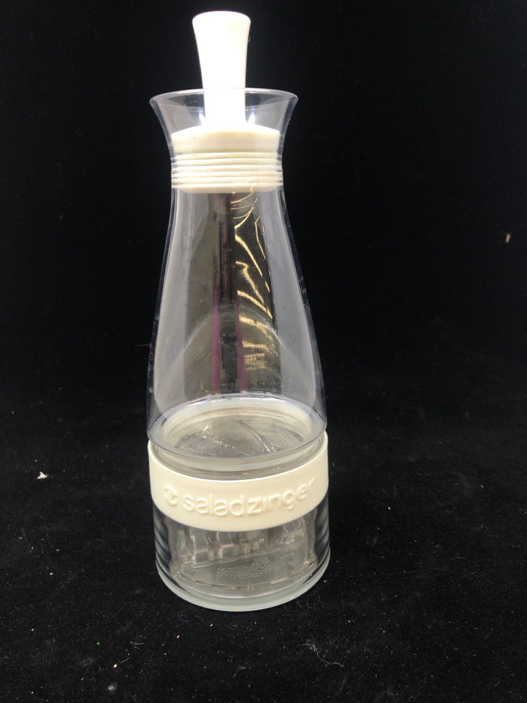 SALAD DRESSING MIXER & BLENDER-SALAD ZINGER.