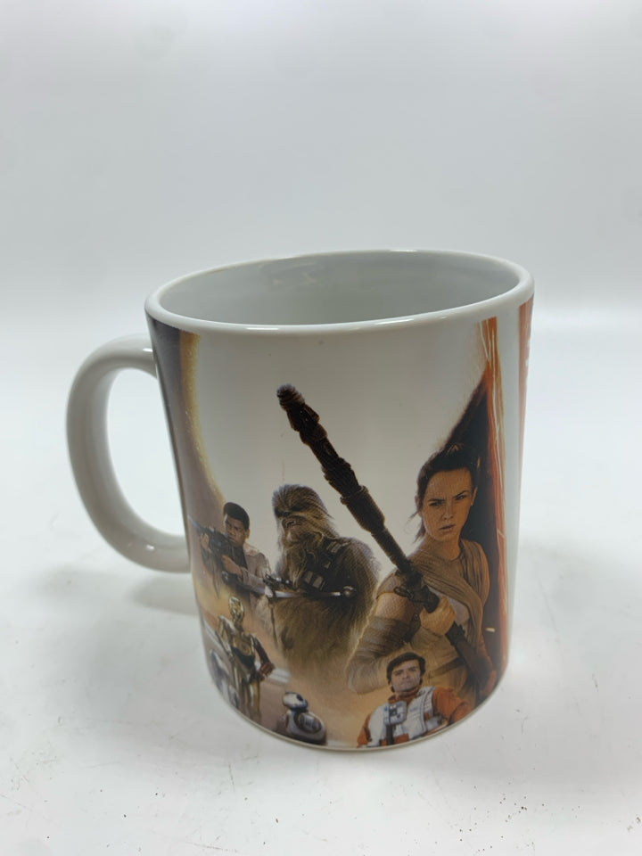 STAR WARS THE FORCE AWAKENS MUG.