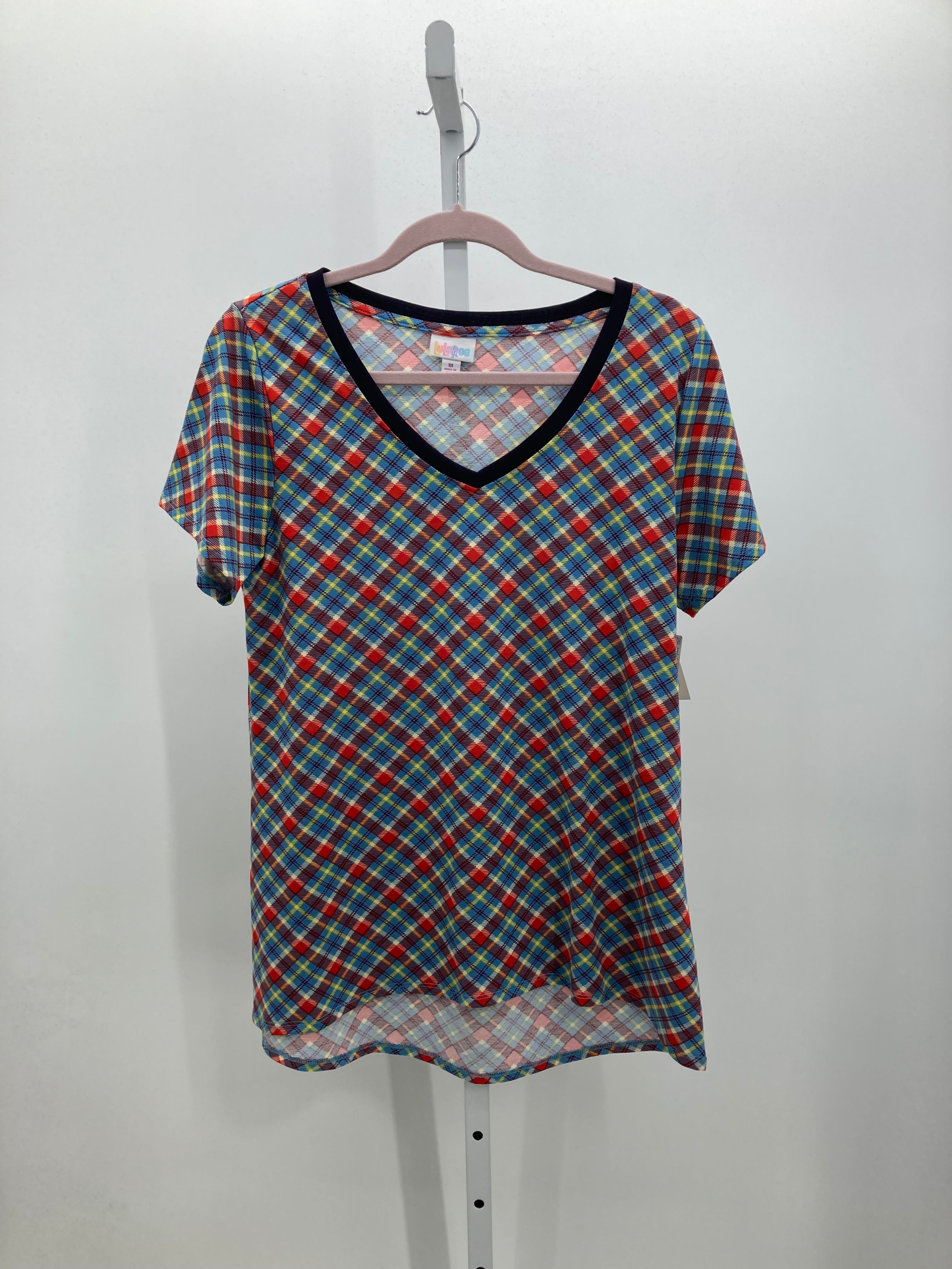 Lularoe Size Medium Misses Short Sleeve Shirt