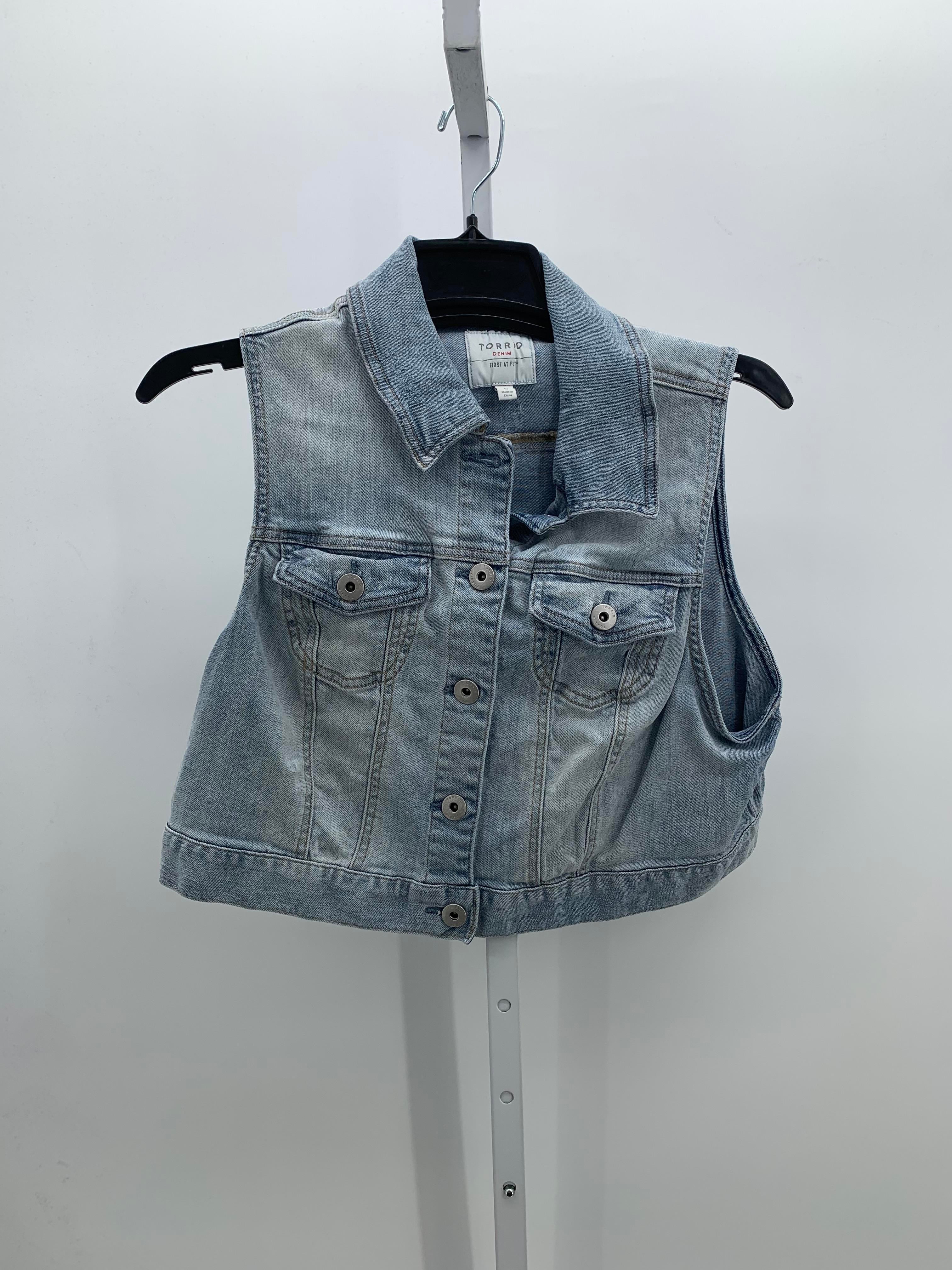 Torrid Size 0X Womens Vest