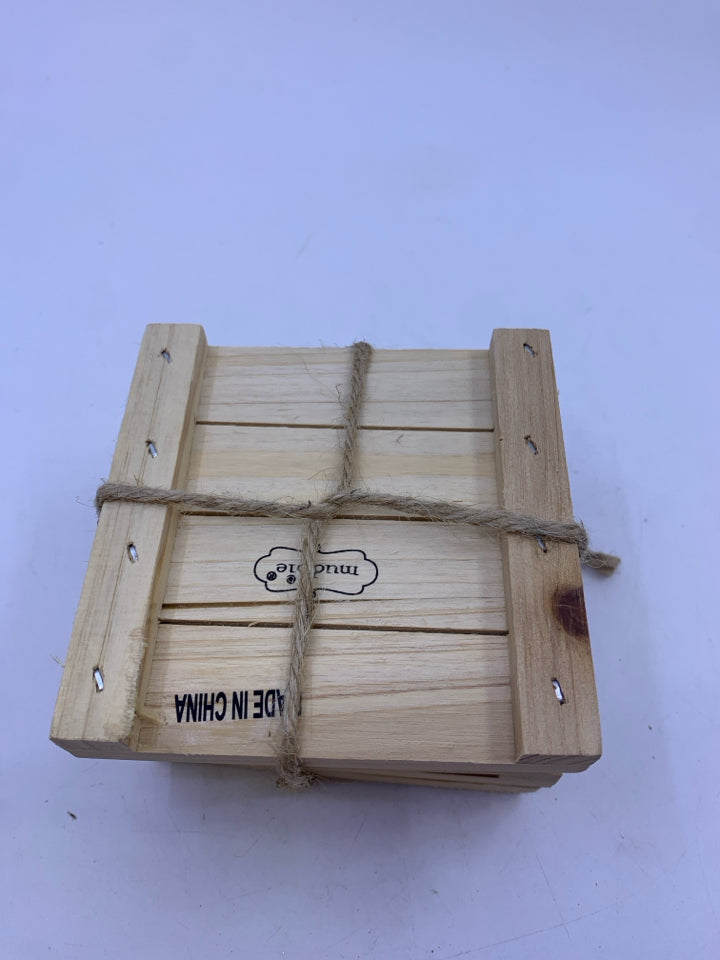 4 -5 O'CLOCK SOMEWHERE COASTERS WOOD PALLET LOOK PRINTED.