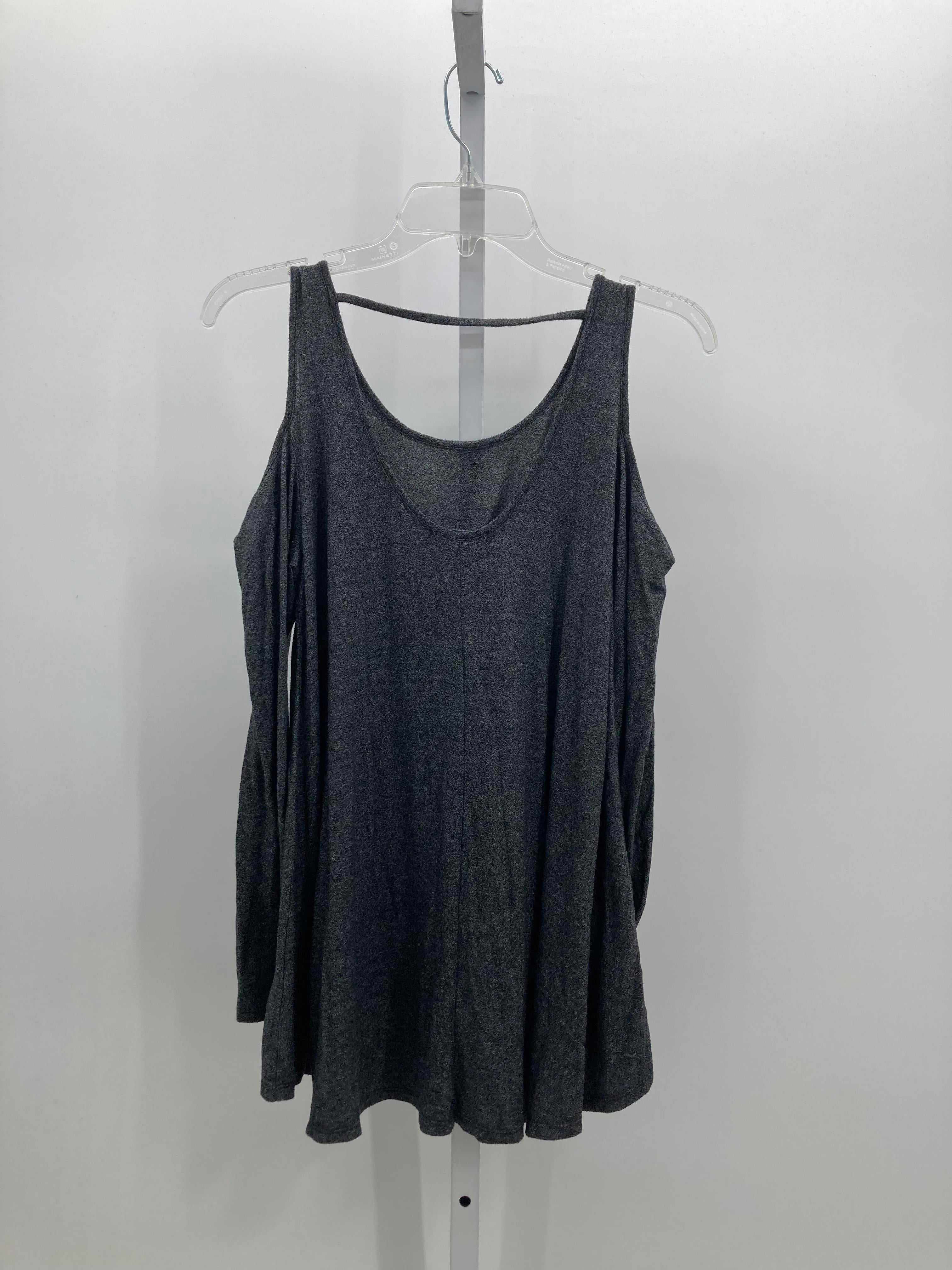 Size Medium Misses Long Sleeve Shirt